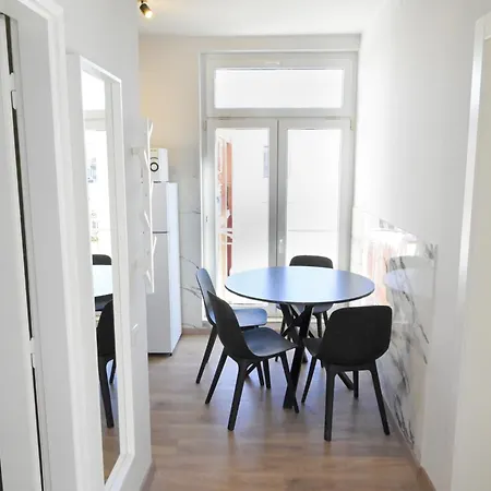 Apartament J&l *
