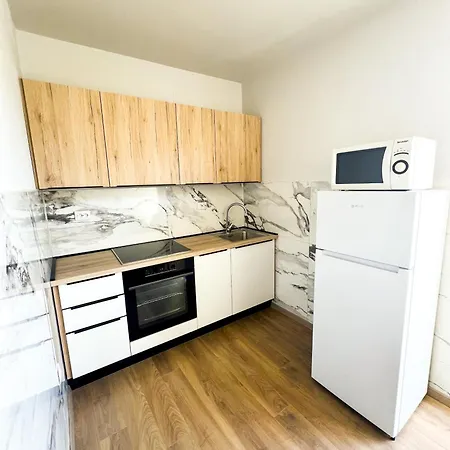 Apartament J&l *